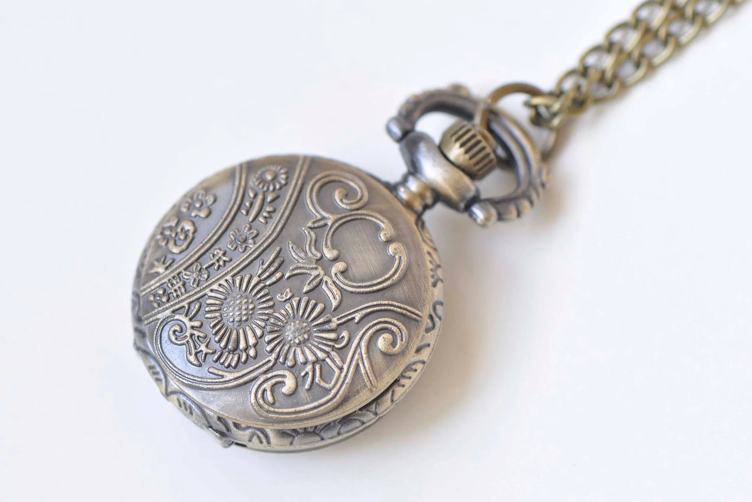 1 PC Antique Bronze Butterfly Flower Small Pocket Watch 27mm A5480