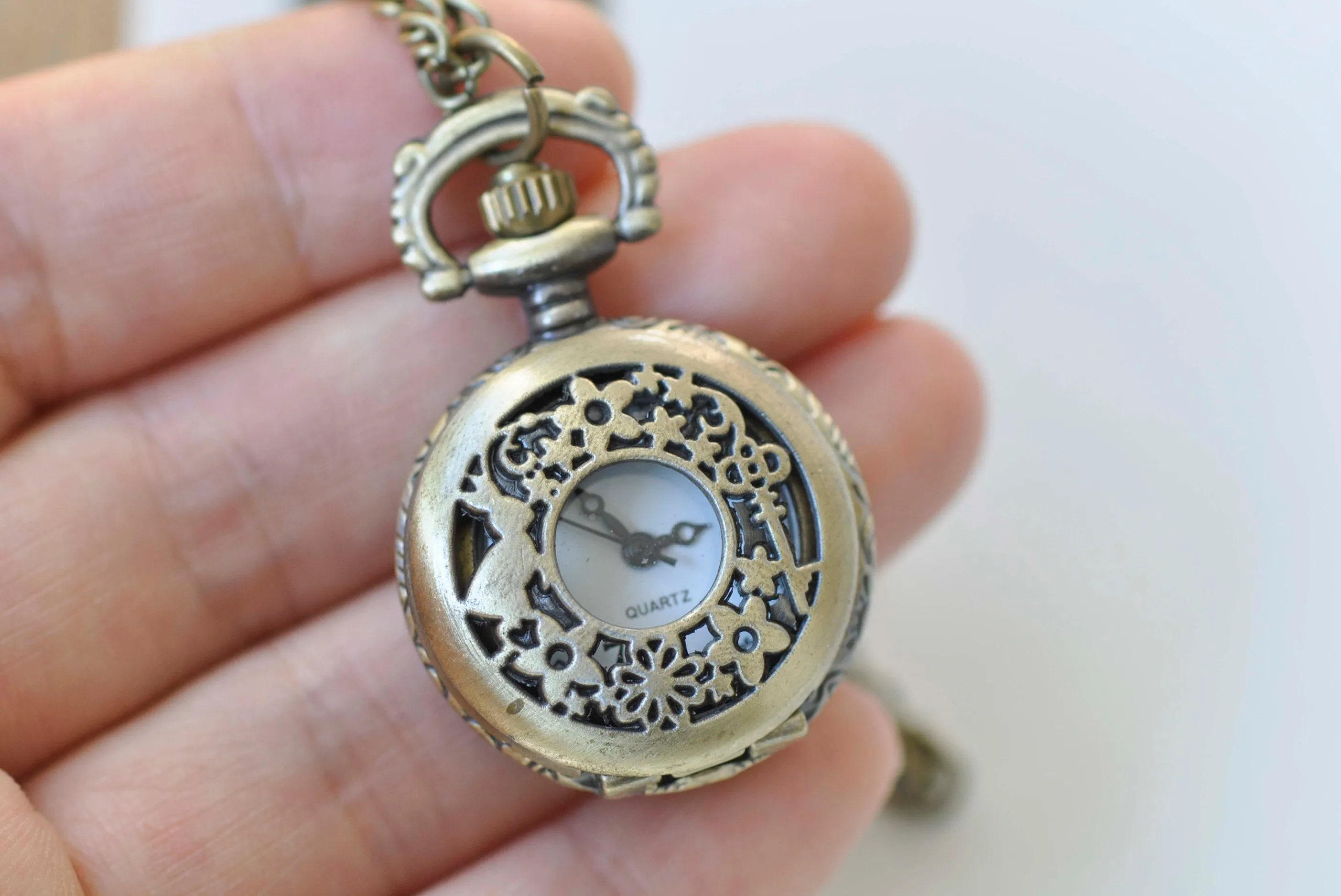 Antique Bronze Filigree Pocket Watch Necklace Set of 1