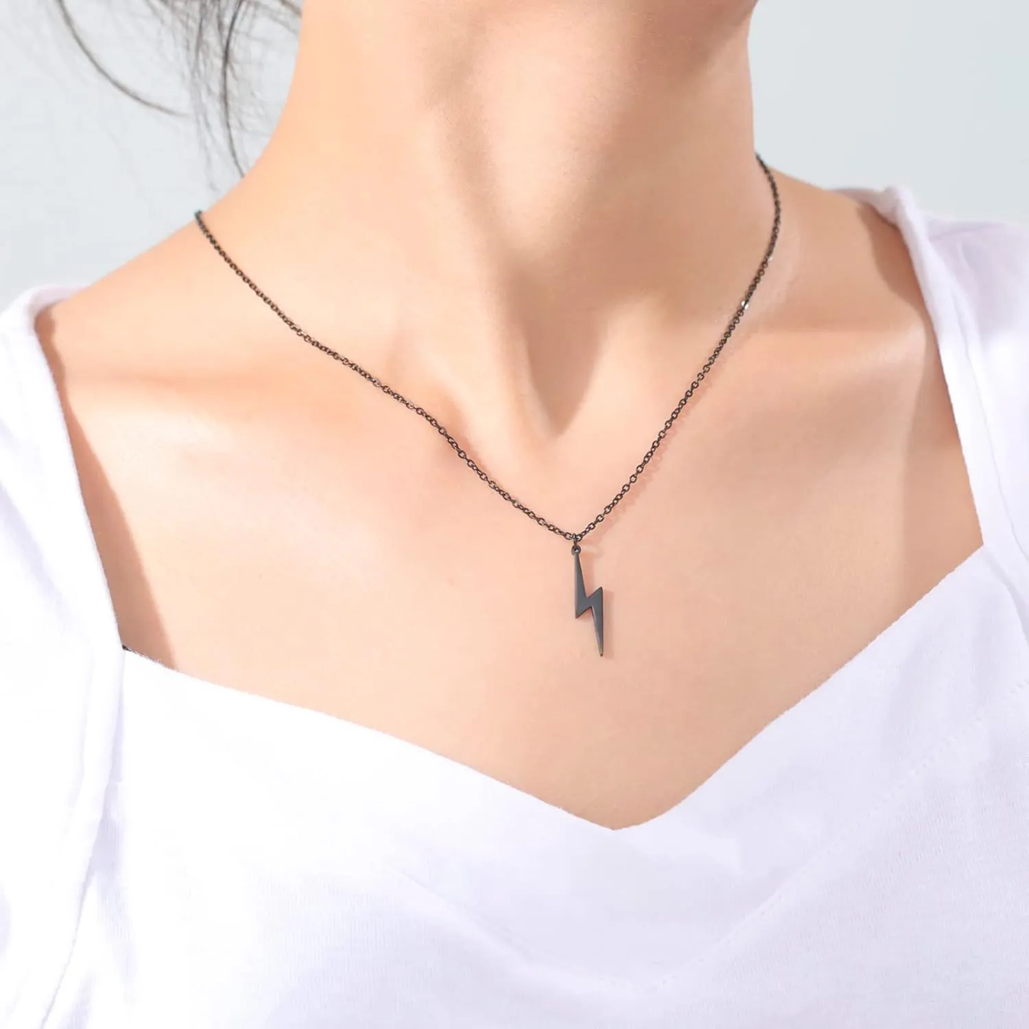 Lightning Bolt Necklace for Women Men Stainless Steel Simple Street Punk Lightning Bolt Pendant Necklace Jewelry Inspirational Gift for Unisex