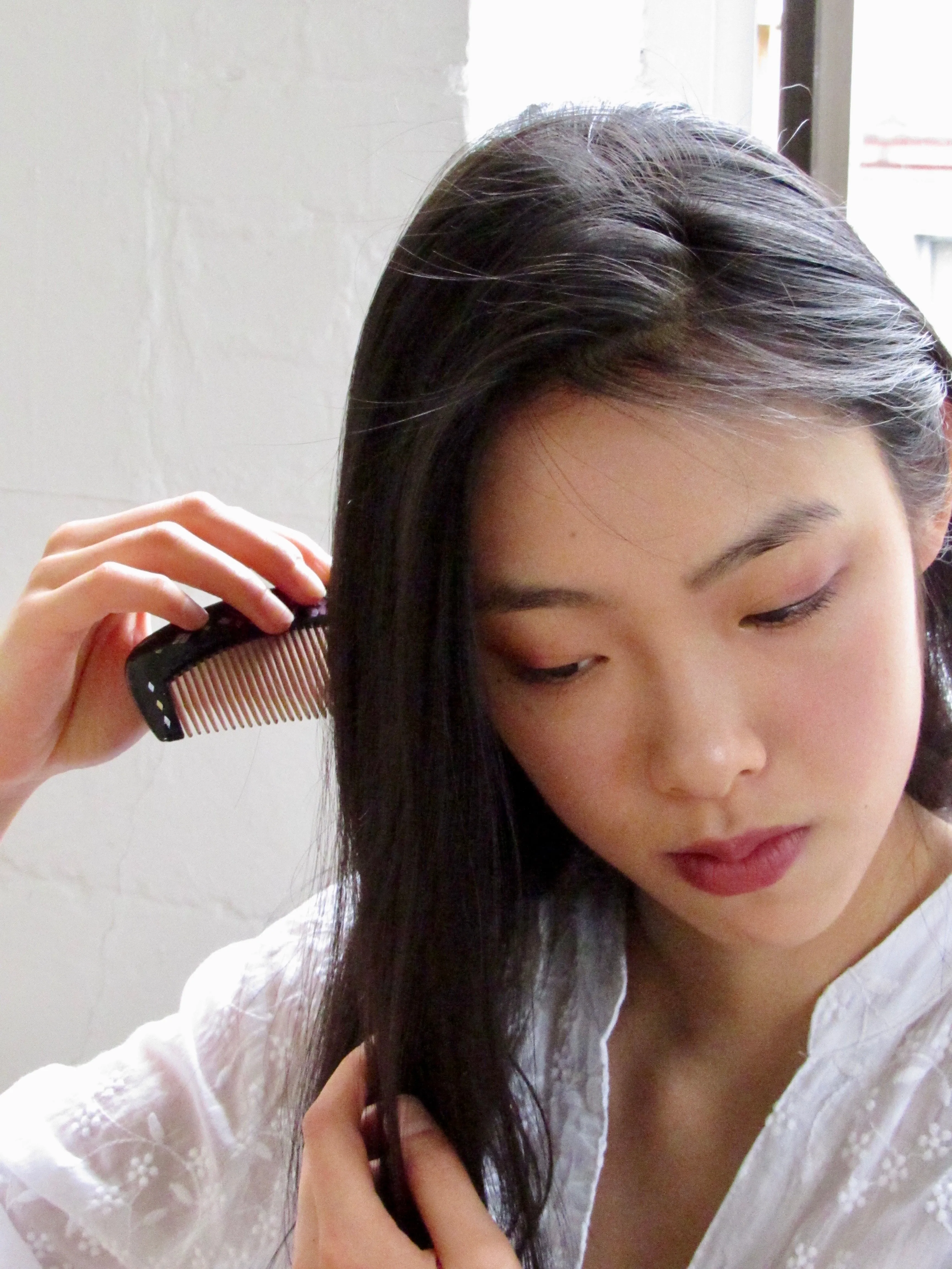 Sakura Black Lacquer Hair Comb 9"