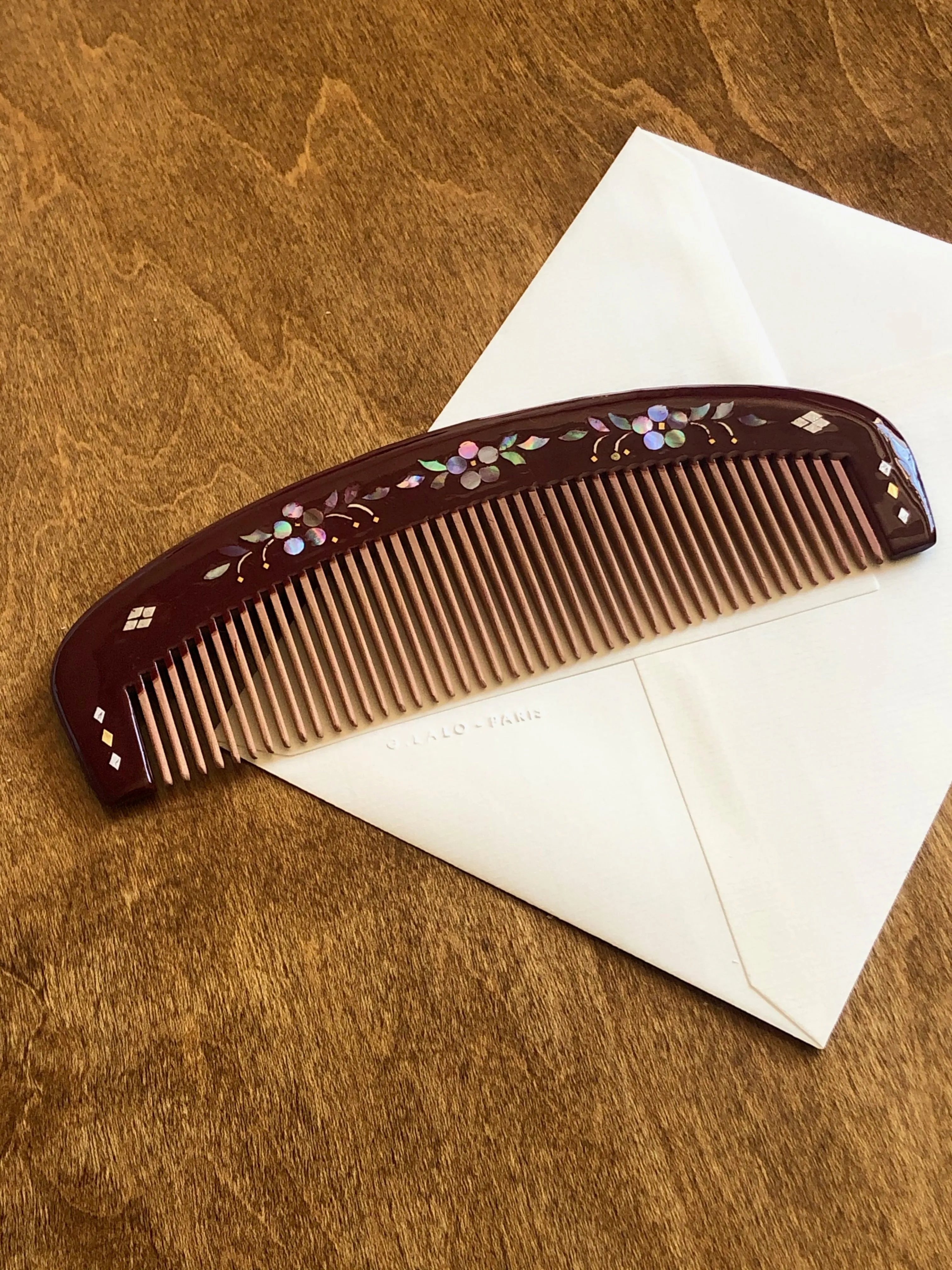 Sakura burgundy Lacquer Hair Comb 9"